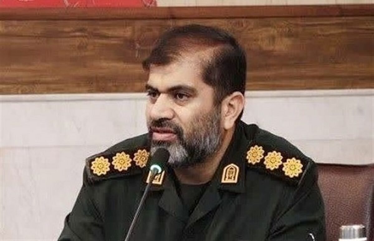 اجرای سرود «ایران بخوان» با همخوانی 100 گروه در قم
