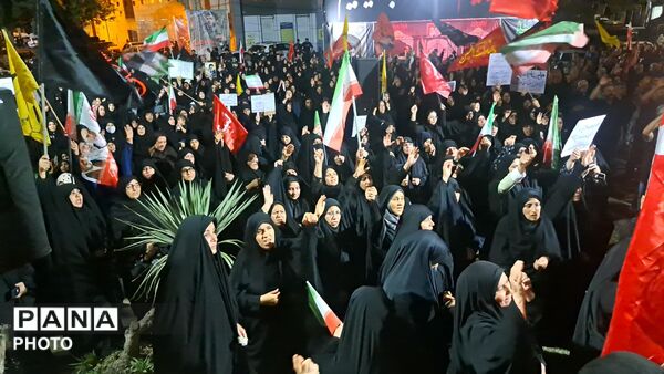 قاب ماندگار مردم نظرآباد در بیعت با رهبر