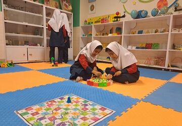 روز جهانی کودک در دبستان شقایق‌های ملارد