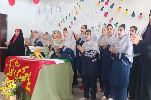 جشن نیمه شعبان در مدرسه شهید اسماعیلی عقدا پردیس 