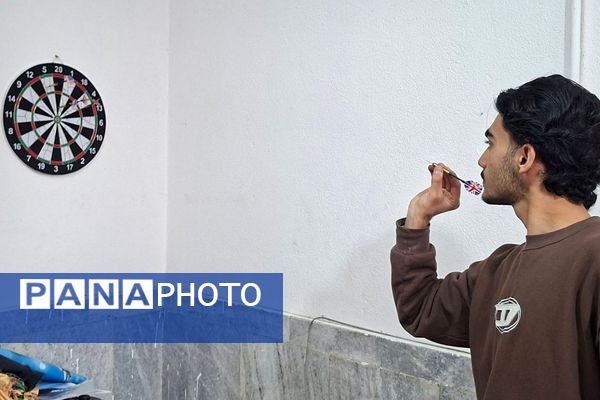 هنرنمایی دانش‌آموزان ناحیه دو شهرری در جشن انقلاب 