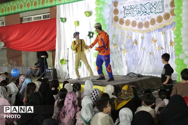 همدان غرق در نور و شادی میلاد پیامبر اکرم(ص)