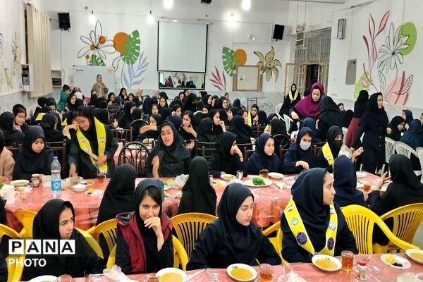 ضیافت افطاری در آموزشگاه شهید مجید دهنوی نیشابور