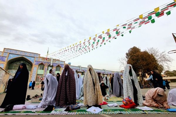 عطر نرگس در دبیرستان طلیعه شاهد پیچید