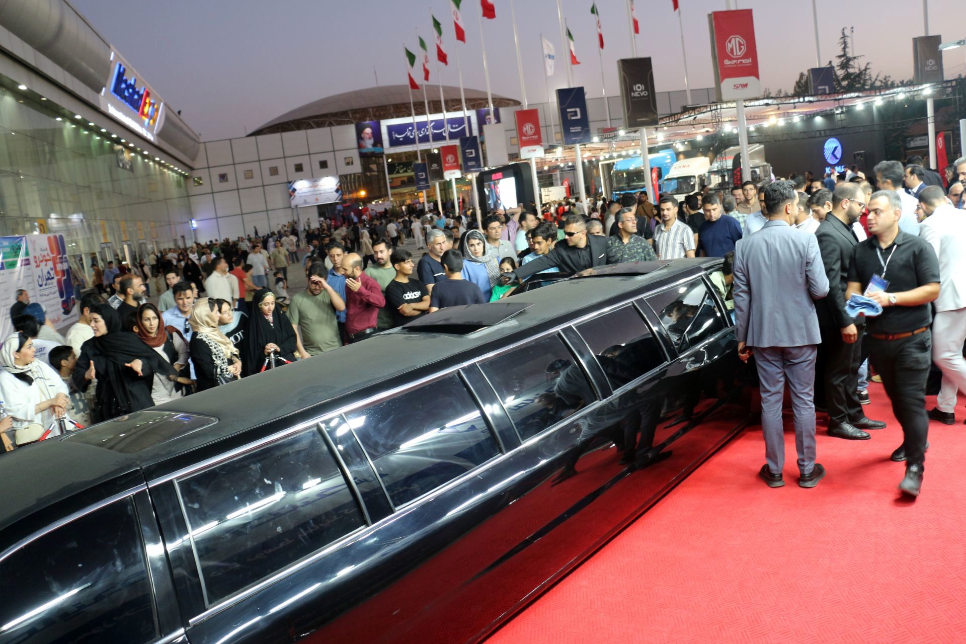 نمایشگاه خودرو مشهد جلوه‌ای از مسیر نوآوری و پیشرفت صنعت خودروی ایران