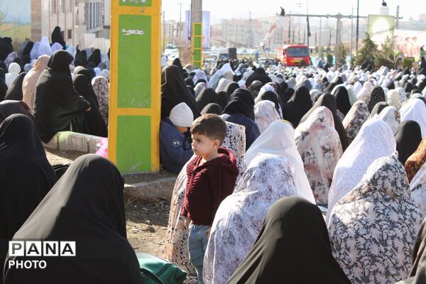 نماز عید سعید فطر در شهرستان پردیس