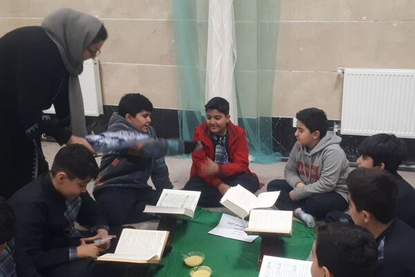 سه‌شنبه های مهدوی در دبستان ایمان ناحیه دو شهرری 