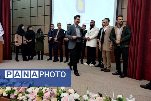 اولین نشست یک تجربه یک رای در شهرستان رباط‌کریم