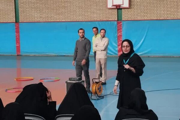 کارگاه آموزشی توانمندسازی دبیران و آموزگاران در درس تربیت بدنی