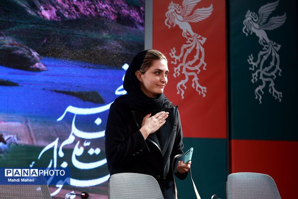 نشست نقد و بررسی فیلم «خیابان جمهوری» در چهل و چهارمین جشنواره ملی فیلم فجر
