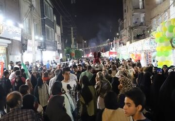 جشن عید غدیر با برپایی موکب پذیرایی و اهدای جوایز به دختران 