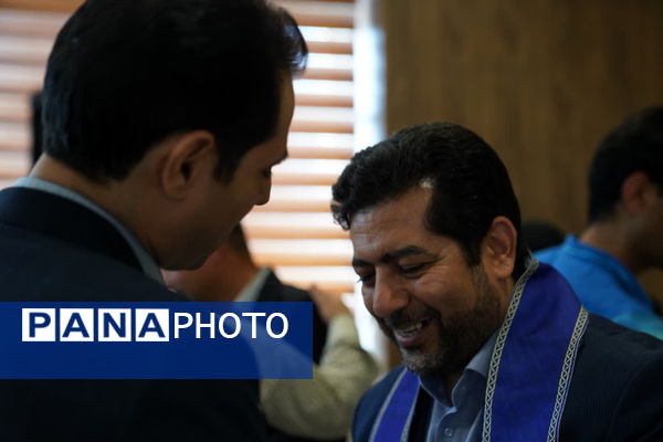 همایش استانی سپاس مربی با حضور پرشور دانش‌آموزان پیشتاز وخبرنگار پانای استان اصفهان