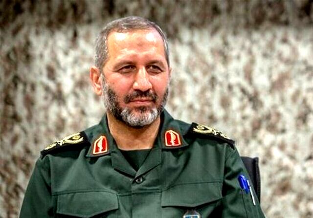 تصاویر صفوف پولادین شما در راهپیمایی روز قدس را با سجده شکر به درگاه الهی به نظاره نشستیم