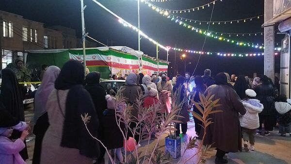 گذری بر موکب های پذیرایی مهدیه در شب میلاد حضرت مهدی (ع)