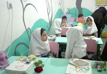 برگزاری جشن بازگشایی مدارس در دبستان دخترانه درخشنده
