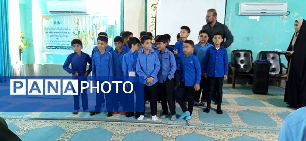 جشنواره سرود دانش‌آموزی در جزیره هرمز