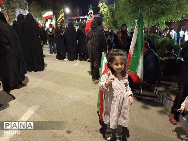 حضور پرشور کودکان و نوجوانان در قلب نیشابور 