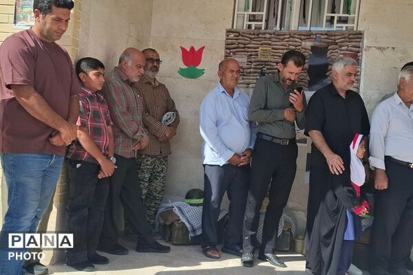 وداعِ پرشورِ دختران مدرسه مالک ملارد با شهید گمنامِ 
