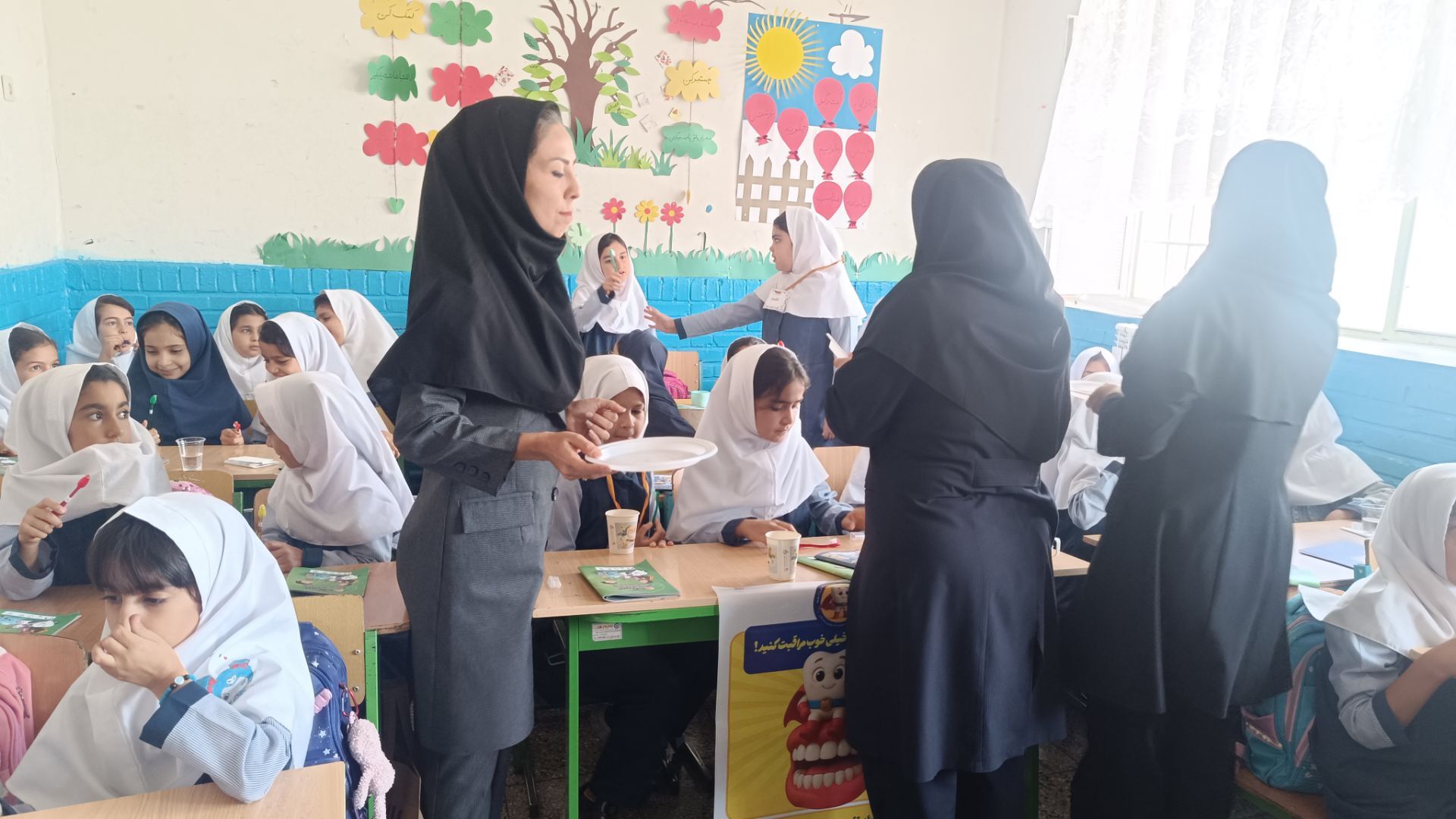 پویش مسواک خشک در مدرسه ضحی ۱ شهرستان شیروان