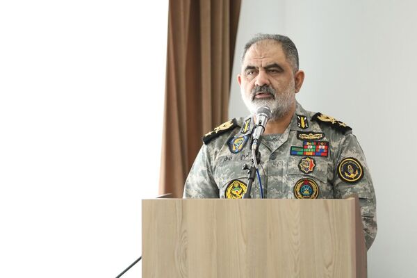 دریادار ایرانی: دشمن اجازه نزدیک شدن به خاک ایران را ندارد