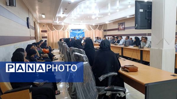 روز پرکار هیات استانداری در شرق هرمزگان