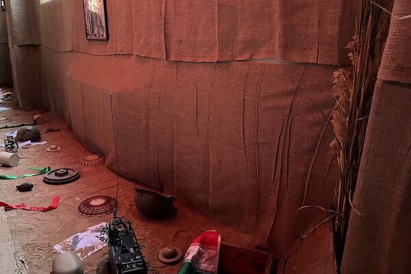 گرامیداشت هفته دفاع مقدس همزمان با بازگشایی مدارس در دبیرستان ابن‌سینا رودهن