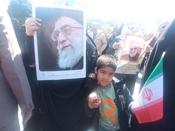 حضور پرشور مشهدی‌ها در راهپیمایی روز قدس؛ فریاد حمایت از فلسطین