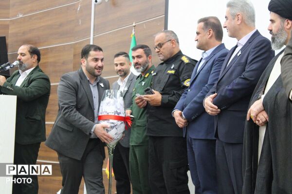 مراسم بزرگداشت مقام معلم در پردیس