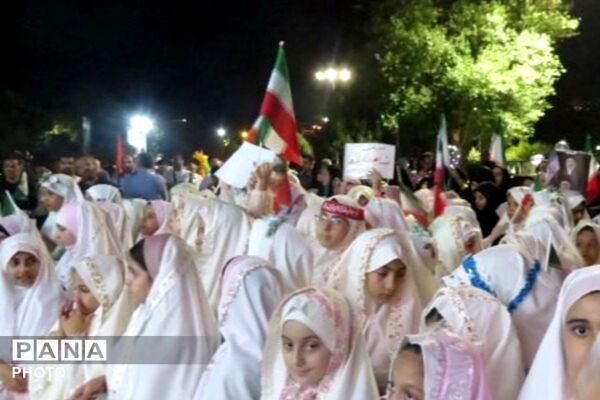 بهشت در کف خیابان با حضور ریحانه های بهشتی