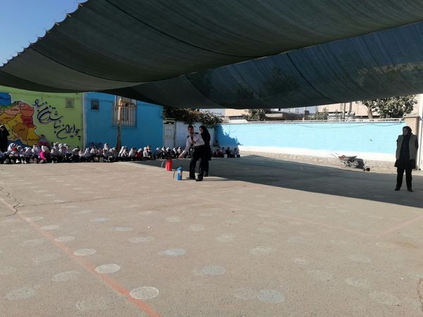 آموزش اطفاء حریق در مدرسه ناهید نخودی