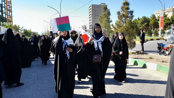همایش پیاده‌روی بانوان ورزشکار کشوری در قم