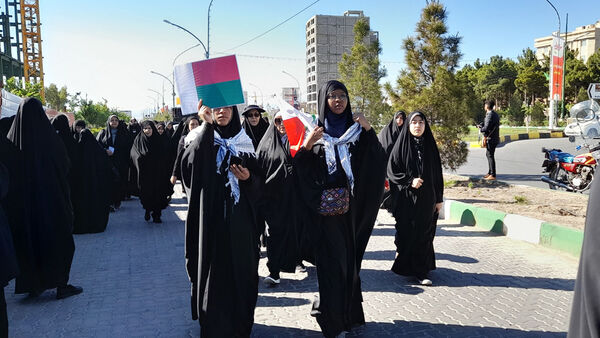 همایش پیاده‌روی بانوان ورزشکار کشوری در قم