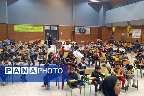 شادی سربازان ظهور در جشن نیمه شعبان