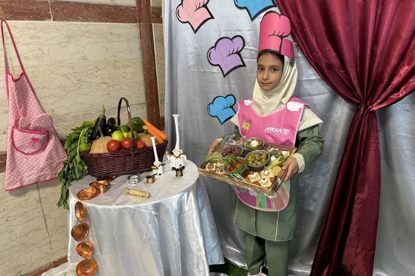 برگزاری مراسم صبحانه سلامت در دبستان نیلوفر رفیعی ناحیه دو شهرری 