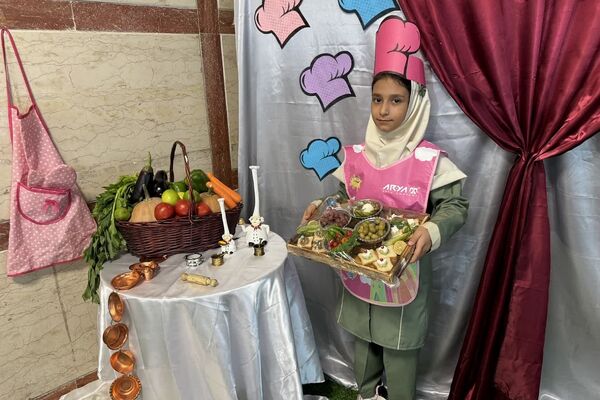 برگزاری مراسم صبحانه سلامت در دبستان نیلوفر رفیعی ناحیه دو شهرری 