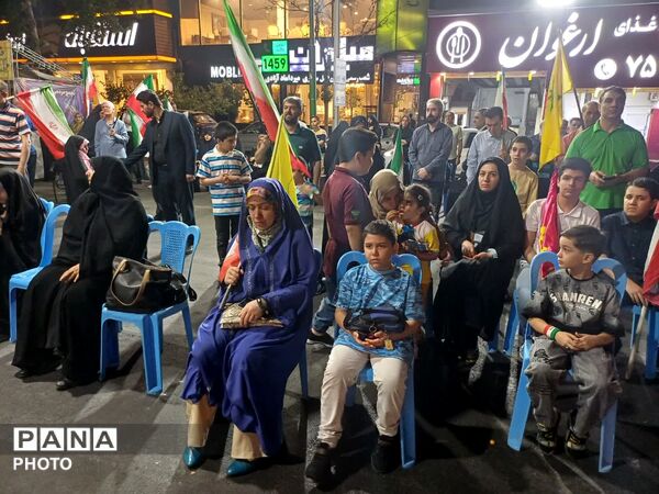 درخشش نخبگان نماز در میدان مادر؛ تجلیل از برگزیدگان مسابقات نماز