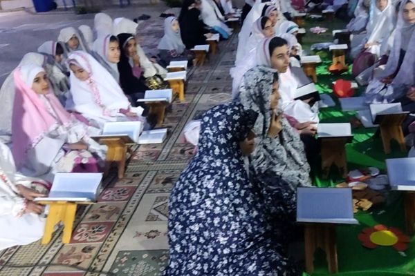 از برگزاری مراسم افطاری روزه اولی‌ها تا محفل انس با قرآن