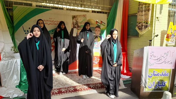 روز دانش‌آموز و نواختن زنگ استکبار ستیزی در منطقه ۱۶