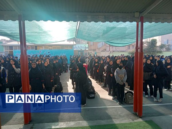 جشن  روز دانش آموز در دبیرستان دخترانه وکیلی 3(یغمای نیشابوری)