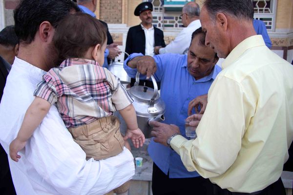 اقامه نماز عید فطر در یزد