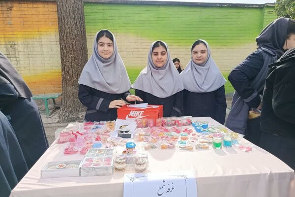 دستان کوچک، ایده‌های بزرگ: بازارچه خلاقیت دانش‌آموزان عترت در جشنواره خوارزمی