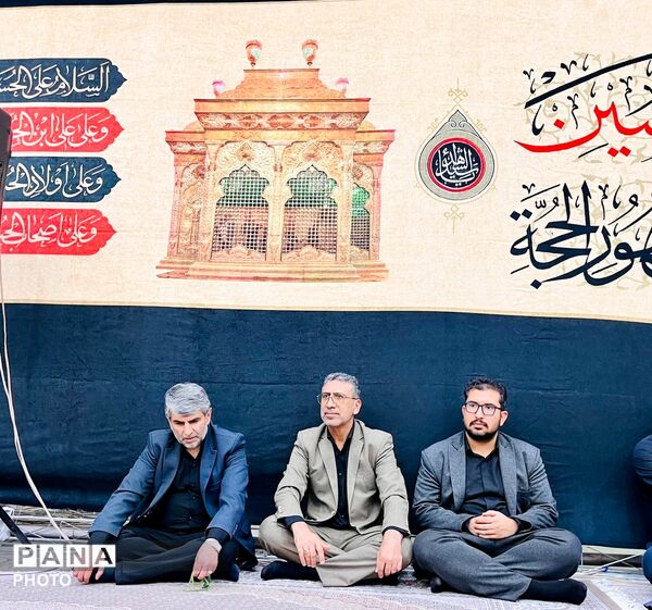 احلی من العسل؛ عطر نوجوانی در مصلای امام با یاد حضرت قاسم(ع)