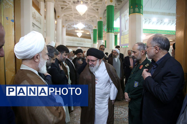 مراسم اربعین شهدای خدمت از سوی رهبر معظم انقلاب در قم 