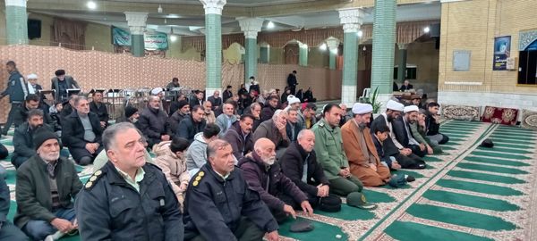 آخرین جمعه پاییز؛ هم‌نوایی دل‌ها در میعادگاه نماز جمعه