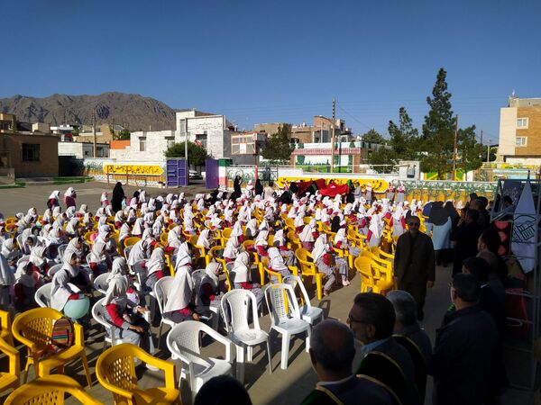 دبستان دخترانه گوهرشاد بیرجند میزبان پویش کاشی حرم 