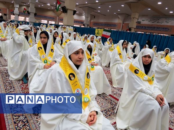 تمرین آمادگی گروه پیشتازان برای اجرا در اجلاسیه سراسری نماز