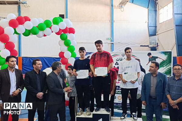 شور و نشاط ورزشی دانش‌آموزان پسر خراسان شمالی در قاب اختتامیه تابستانی