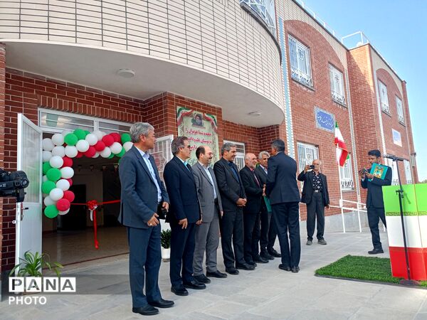 افتتاح مدرسه شهید رئیسی در کاشمر