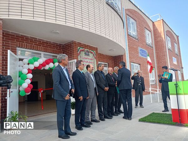 افتتاح مدرسه شهید رئیسی در کاشمر
