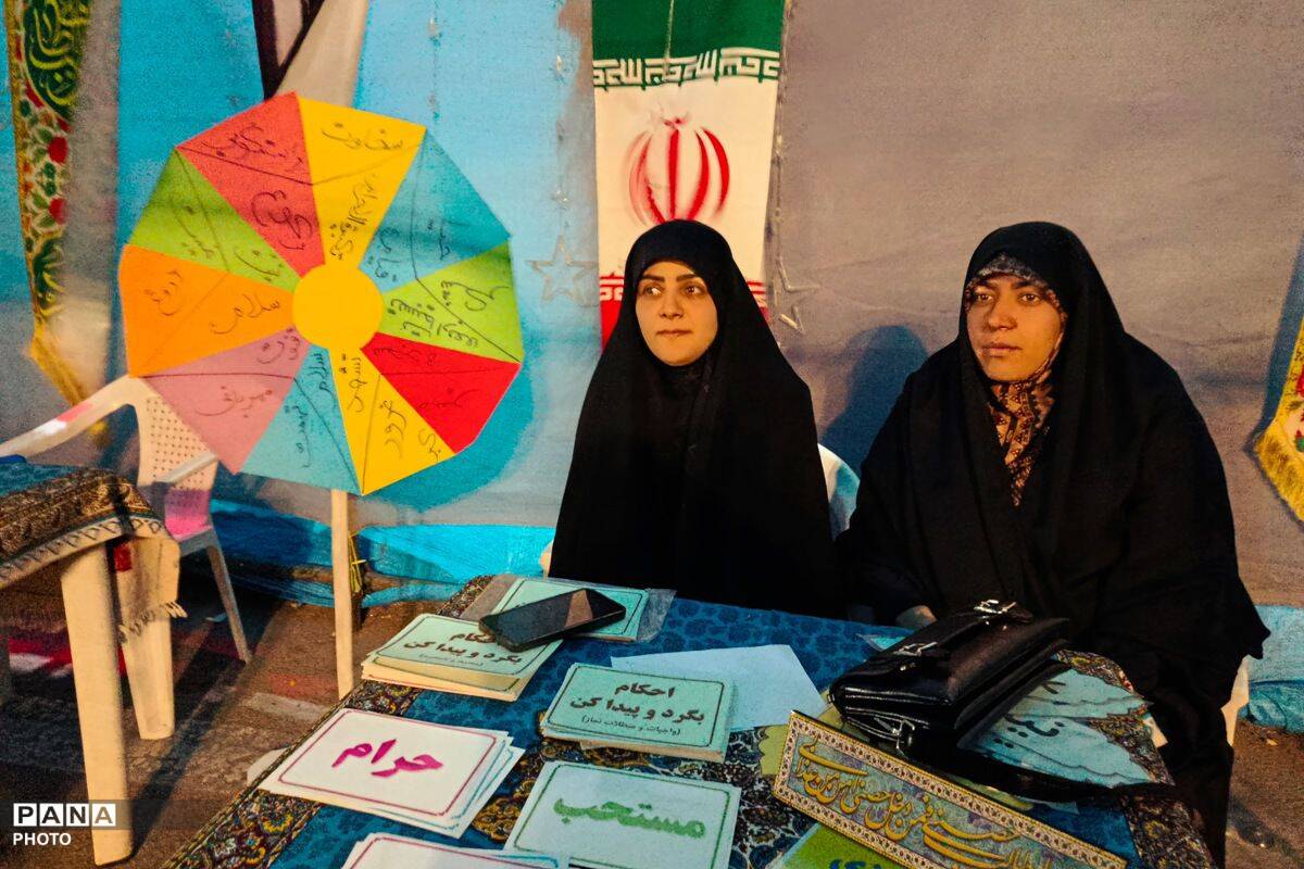 برپایی غرفه آموزش و پرورش ری یک در میدان شهید بروجردی شهرری